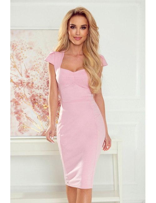 Robe midi avec un joli décolleté - rose poudrée 