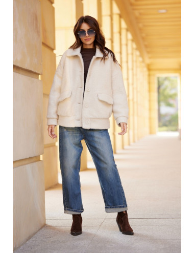 Ivon - oversize jacket of sheepskin type BEJ 