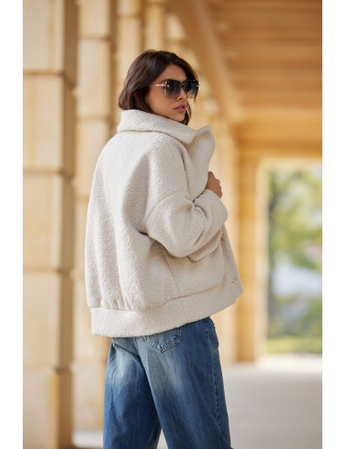 Ivon - oversize jacket of sheepskin type BEJ 