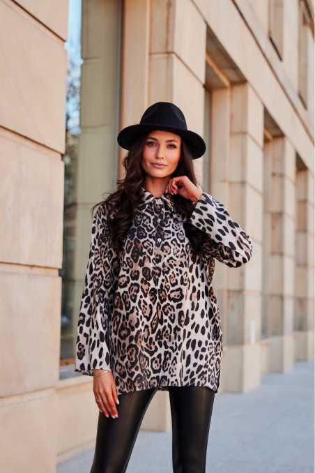 Larisa - patterned shirt with flared sleeves W26  