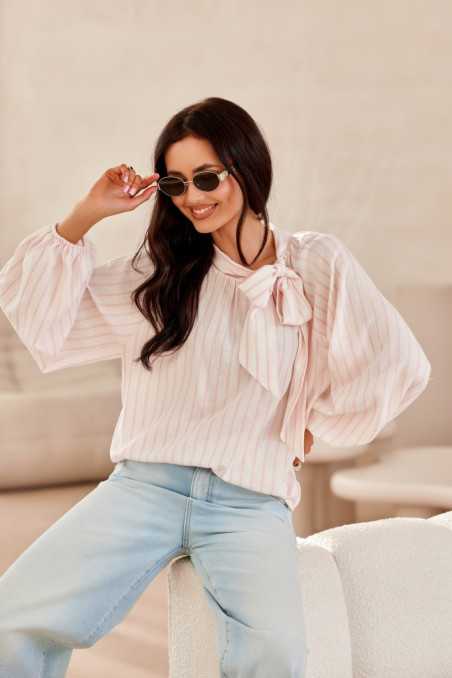 Aliss - Blouse with binding at the neckline in linen P87  