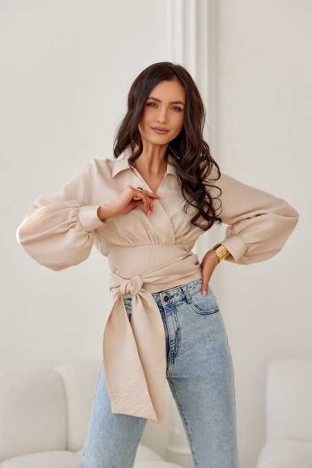 Bella - layered blouse with collar and binding BEZ  