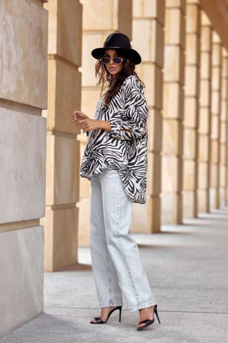 Maila - oversize shirt with animal patterns W27  