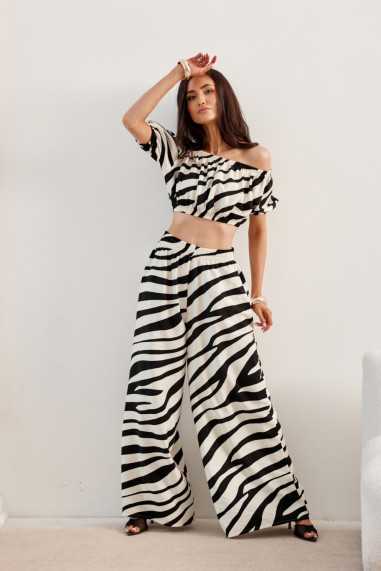 Livia - wide leg trousers with linen L01  