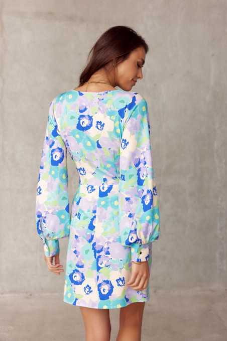 Elle - dress with a folded neckline and puffy sleeves E23  