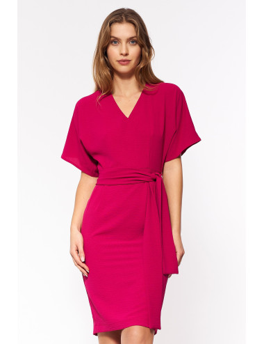 Robe élégante avec un galon à la taille  -  fuchsia 