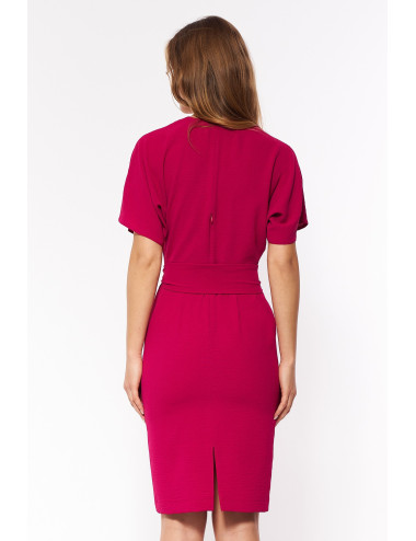 Robe élégante avec un galon à la taille  -  fuchsia 