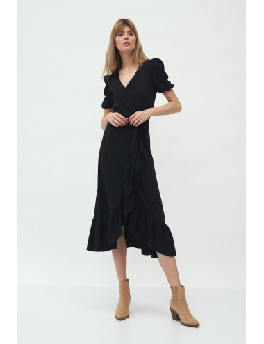 Robe portefeuille noire dans le style bohèmien 