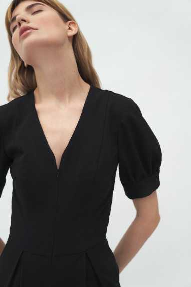 Combinaison noire à manches bouffantes - nife  