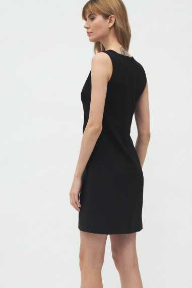 Robe noire à décolleté plongeant - nife  