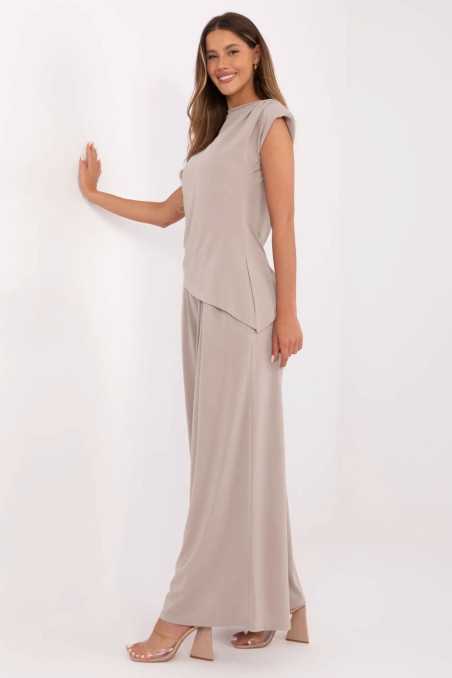 Ensemble Beige  -  Italy Moda 