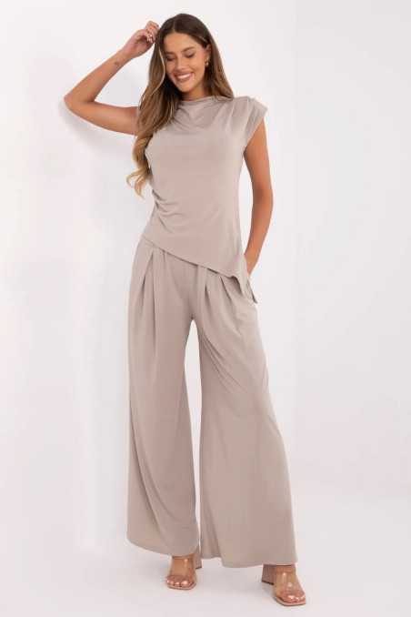 Ensemble Beige  -  Italy Moda 