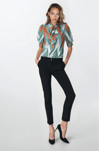 Pantalon noir fermé par des boutons-pression - nife  
