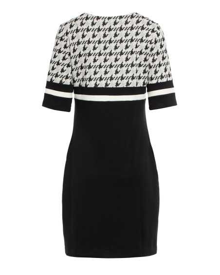 Une robe simple à poches, à motif pied-de-poule. - nife  