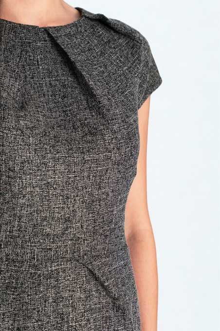 Robe à plis au niveau de l'encolure - noire - nife  