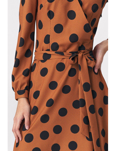 Robe évasée marron à pois 