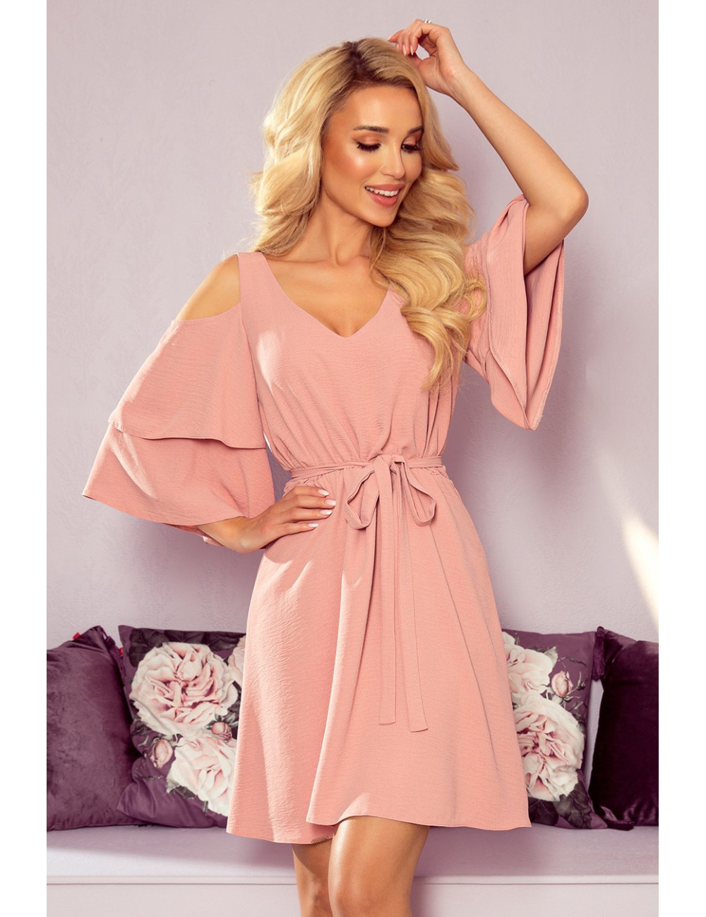 MARINA Robe aérienne avec un décolleté - ROSE POUDRE 