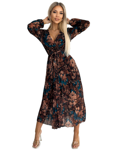 519-2 Plisowana szyfonowa długa sukienka z dekoltem, długim rękawkiem i paskiem - brązowo-niebieskie KWIATY  