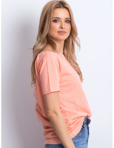 Salmon t-shirt with deep neckline at the back 