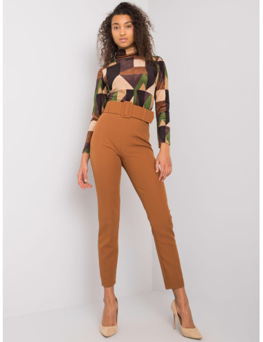 Light brown trousers with Aurella belt 