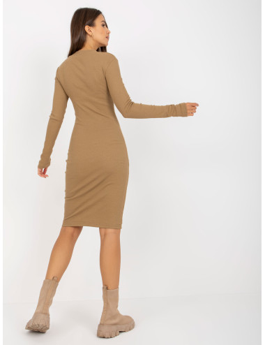 Camel ribbed basic dress in fitted cut 