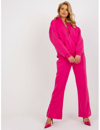 Fuchsia three-piece sweatsuit set with top 