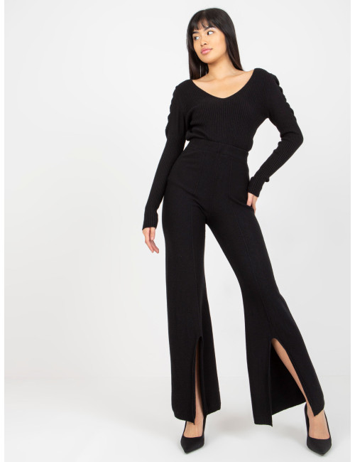 Black knitted trousers with slit and wide leg 