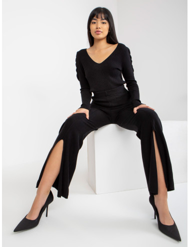 Black knitted trousers with slit and wide leg 