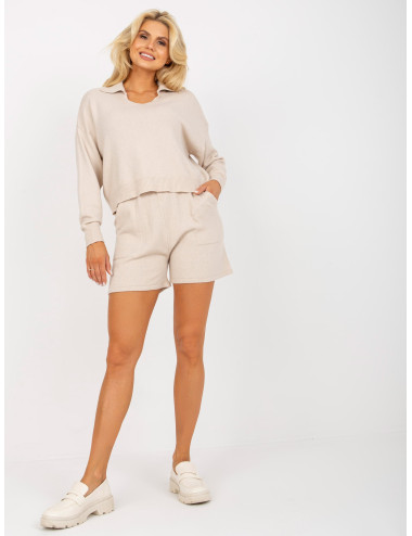 Light beige knitted casual set with shorts 