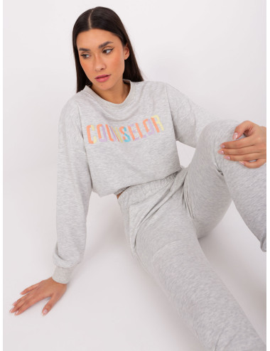 Light gray casual set with sweatshirt with colorful lettering 