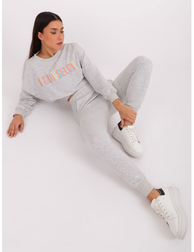 Light gray casual set with sweatshirt with colorful lettering 