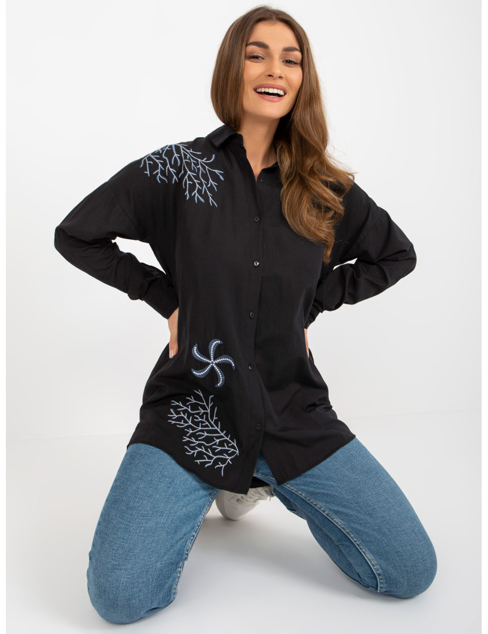 Black cardigan oversized shirt with embroidery 