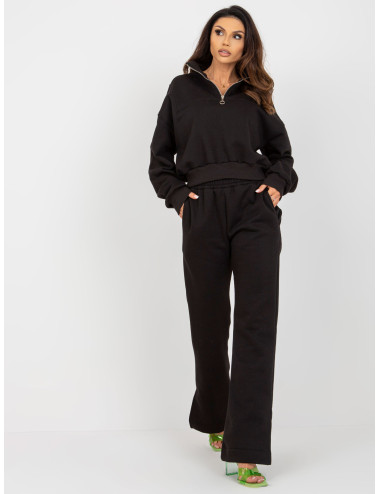 Black basic sweatshirt set with slit trousers 