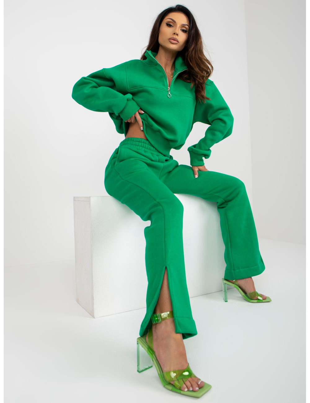 Green sweatshirt basic set with wide trousers 