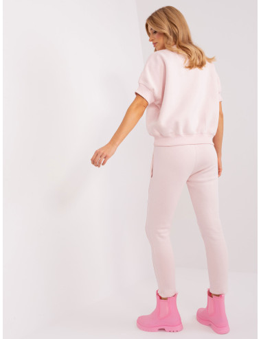 Light pink tracksuit with warming 