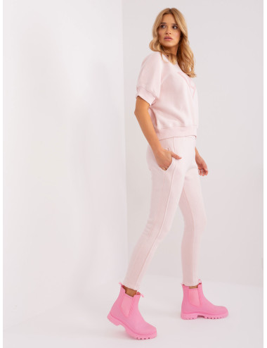 Light pink tracksuit with warming 