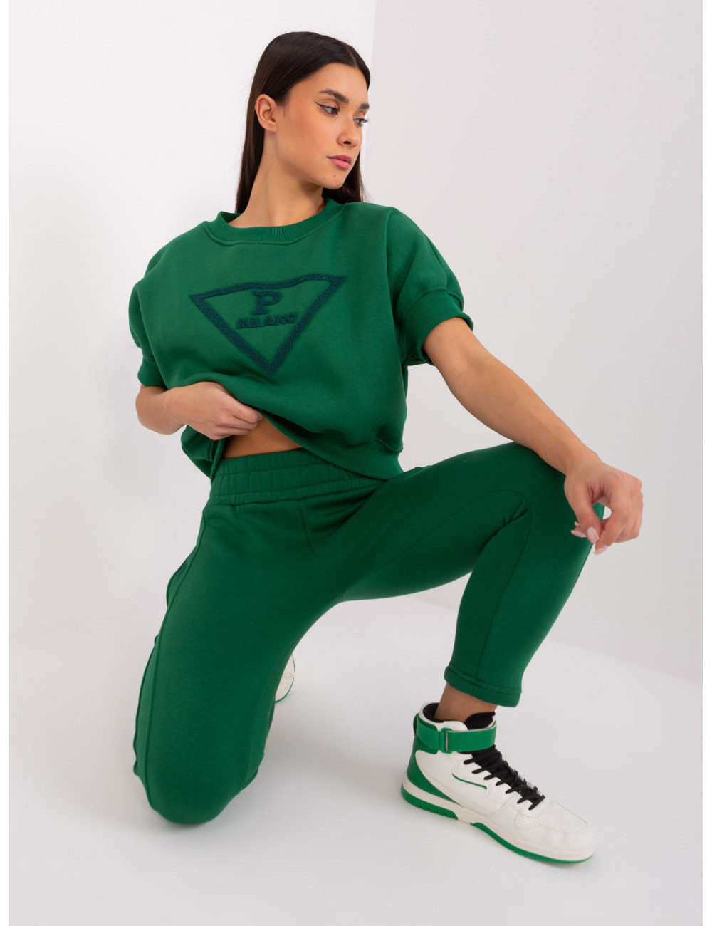 Dark green tracksuit set with warming 