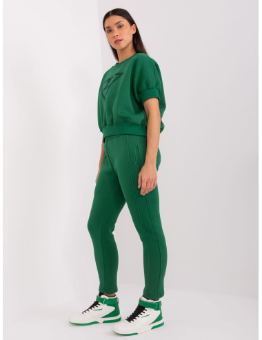 Dark green tracksuit set with warming 